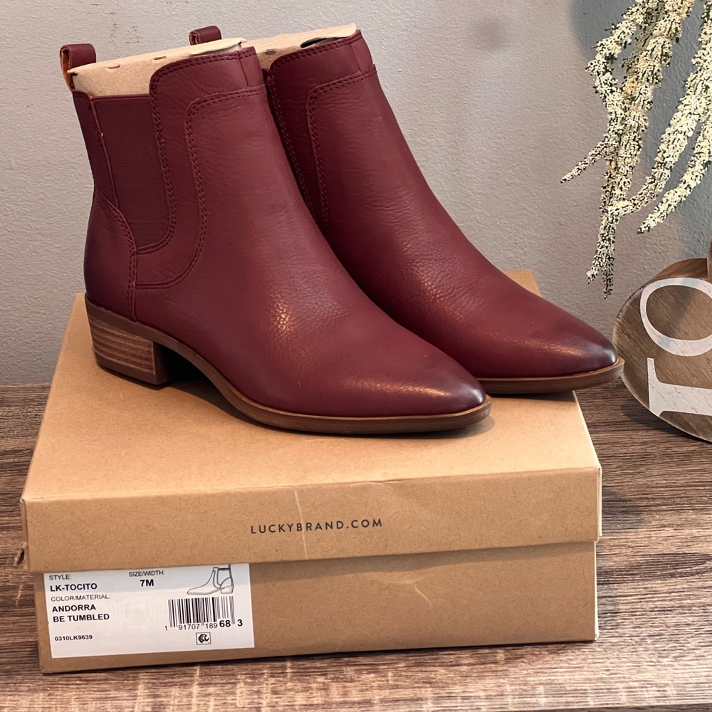 Brand New Women’s Lucky Brand Booties